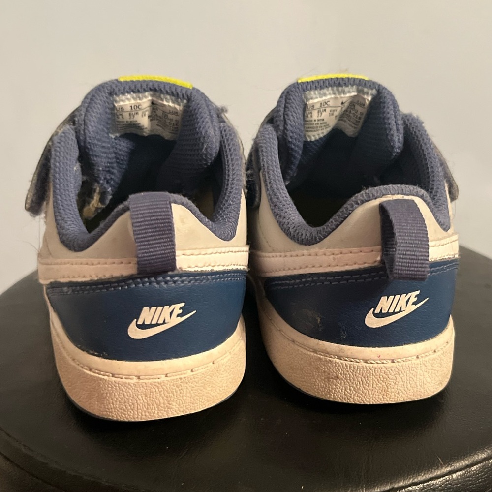 NIKE Court Borough Low 2 Sneakers 10 Toddler Blue Grey Boys Velcro Elastic Laces - Picture 5 of 9